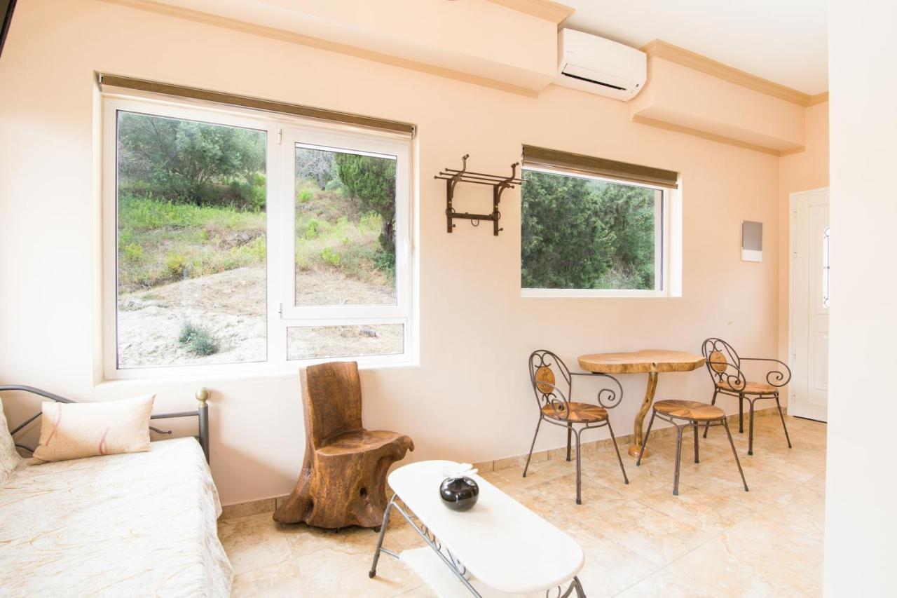 Kadith Apartments Agios Gordios  Zewnętrze zdjęcie